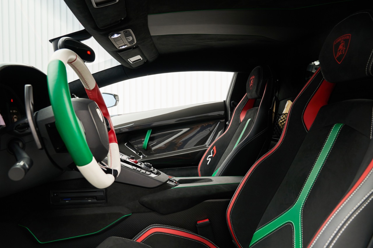 2019 Lamborghini Aventador SVJ, 13/15