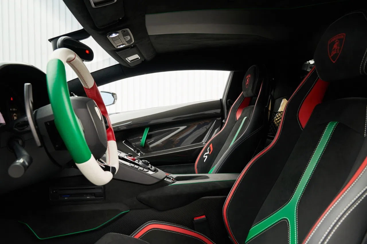 2019 Lamborghini Aventador SVJ interior, seats