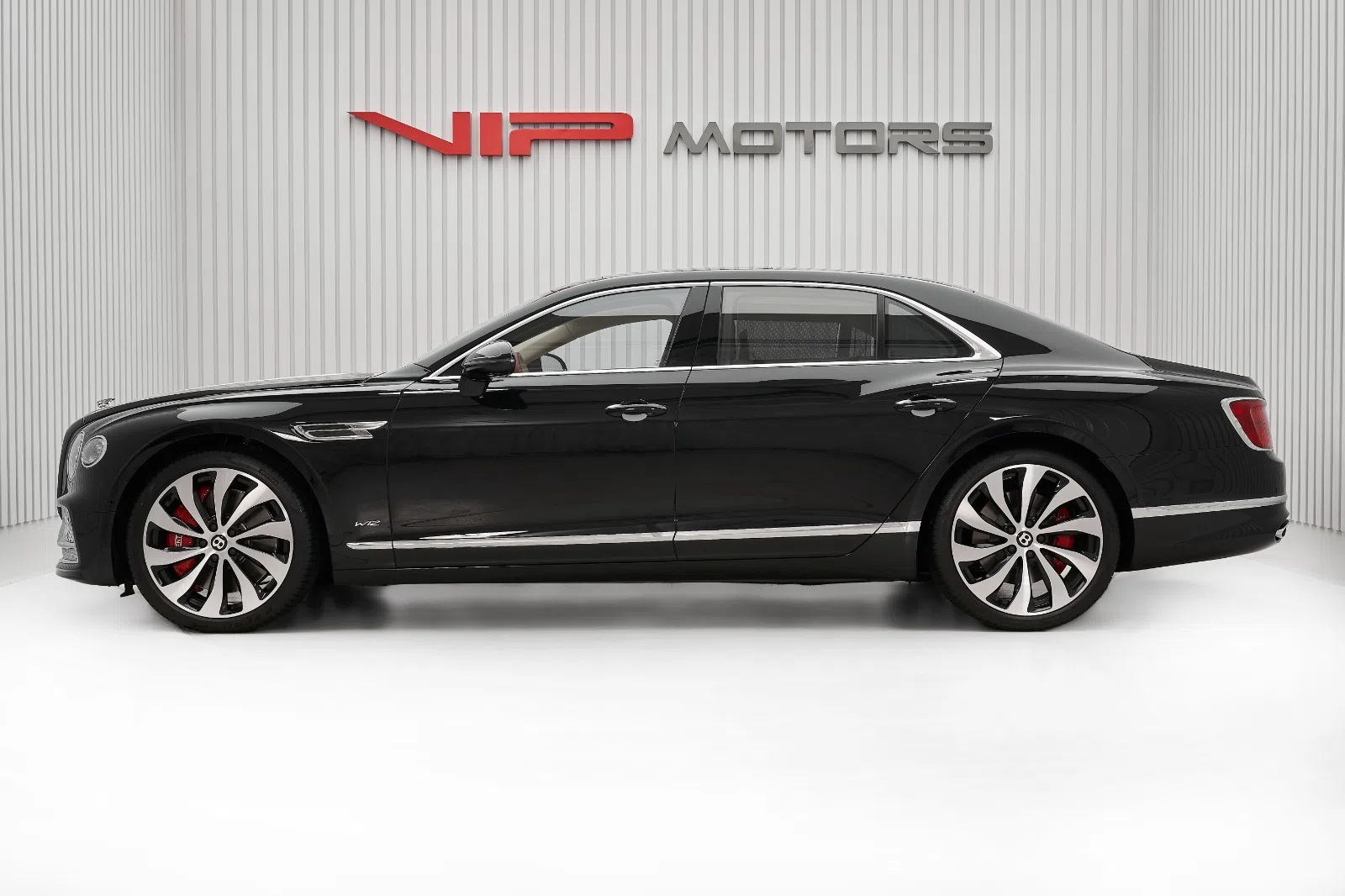 2022 Bentley Flying Spur, side profile
