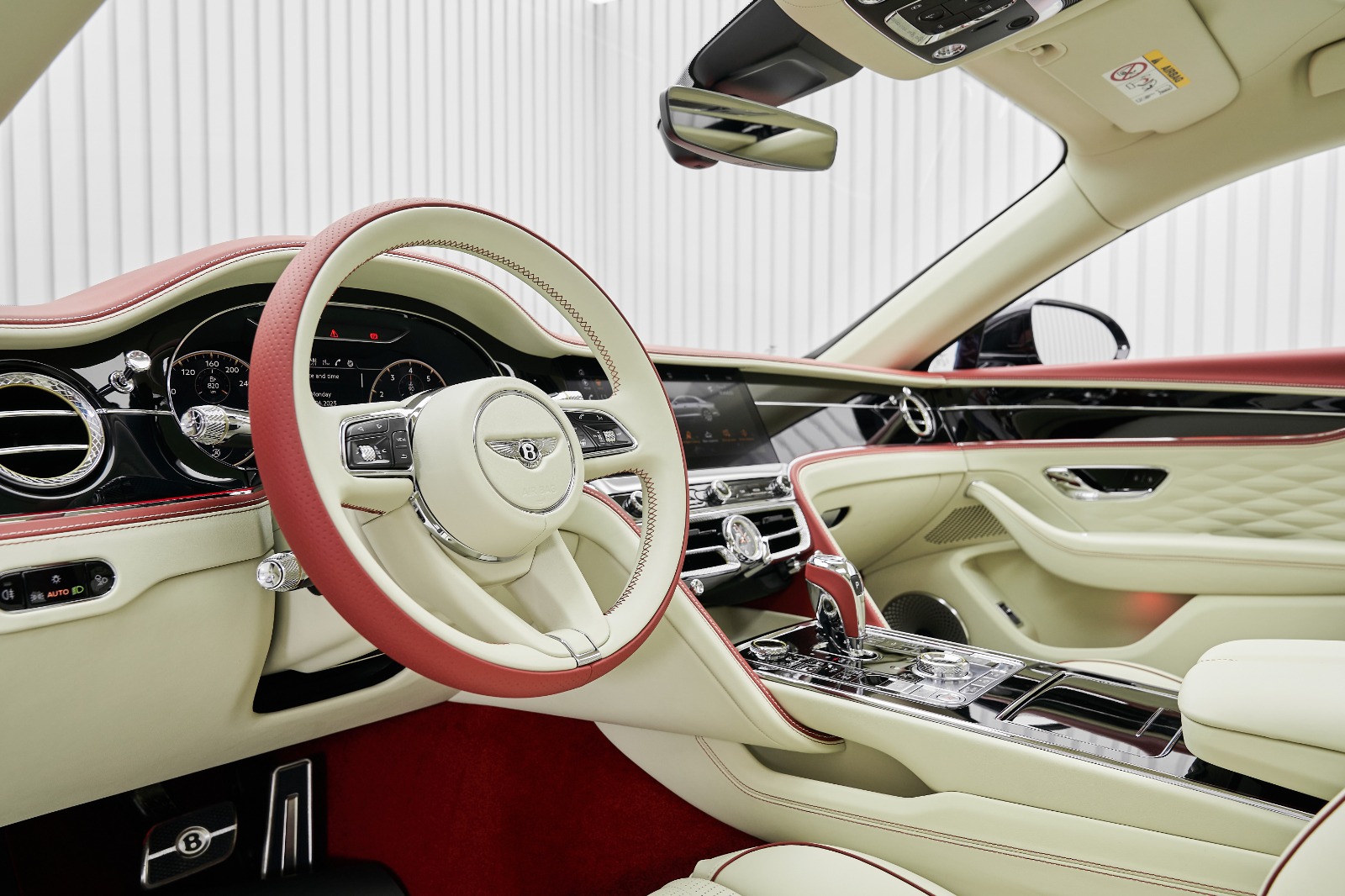 2022 Bentley Flying Spur, 8/12