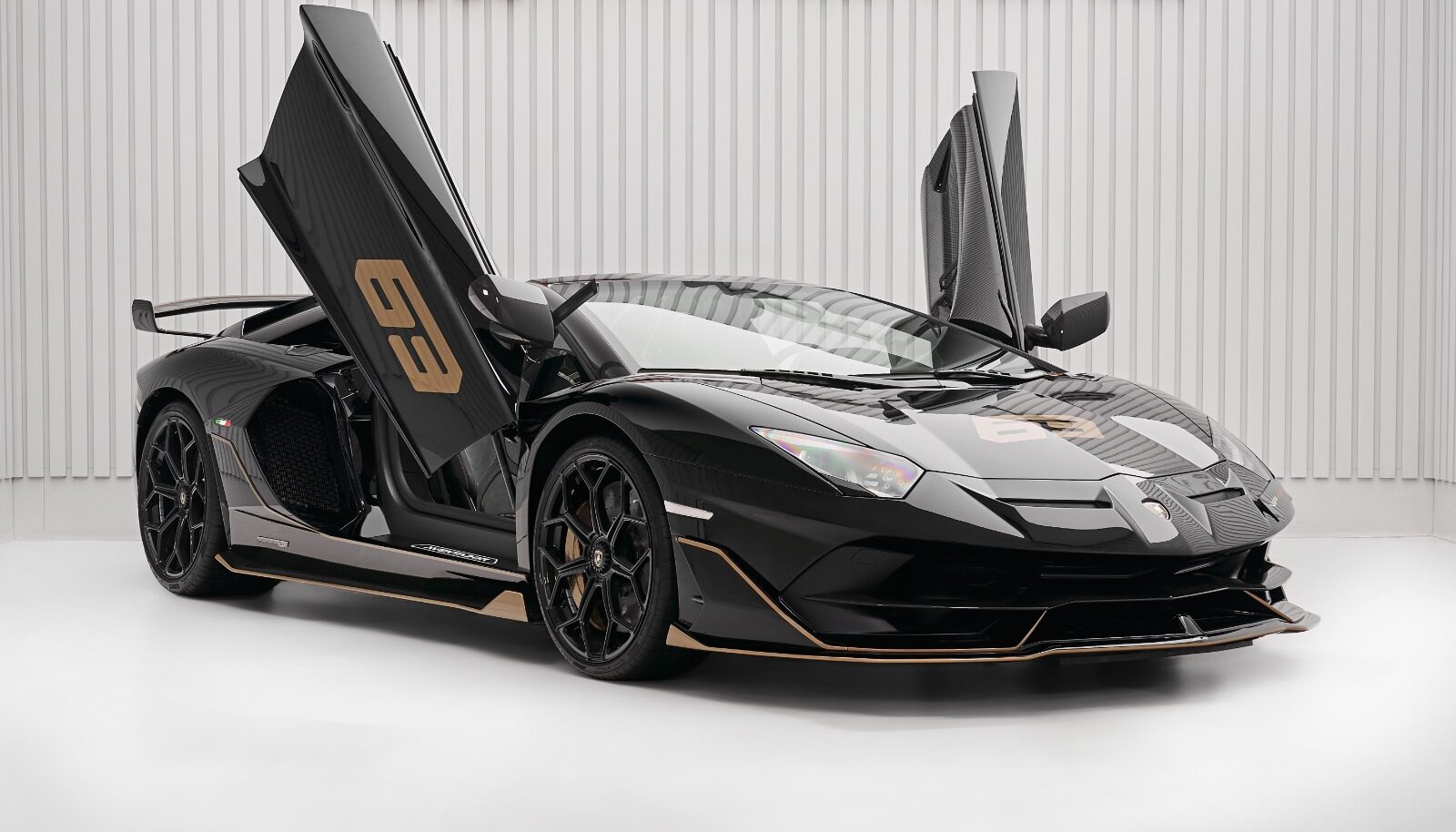 2021 Lamborghini Aventador SVJ 63 Roadster