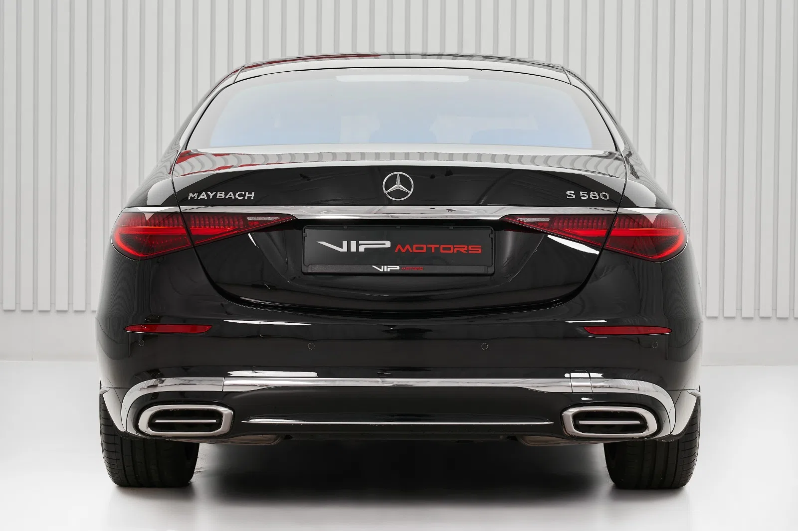 2022 Mercedes-Maybach S 580, rear three-quarter view