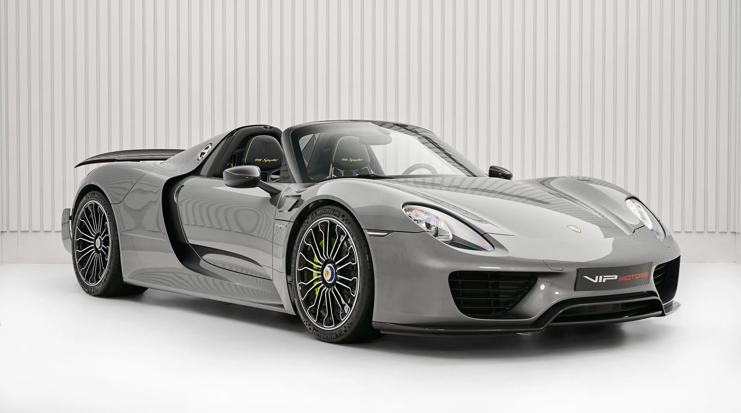 2015 Porsche 918 Spyder Weissach Package