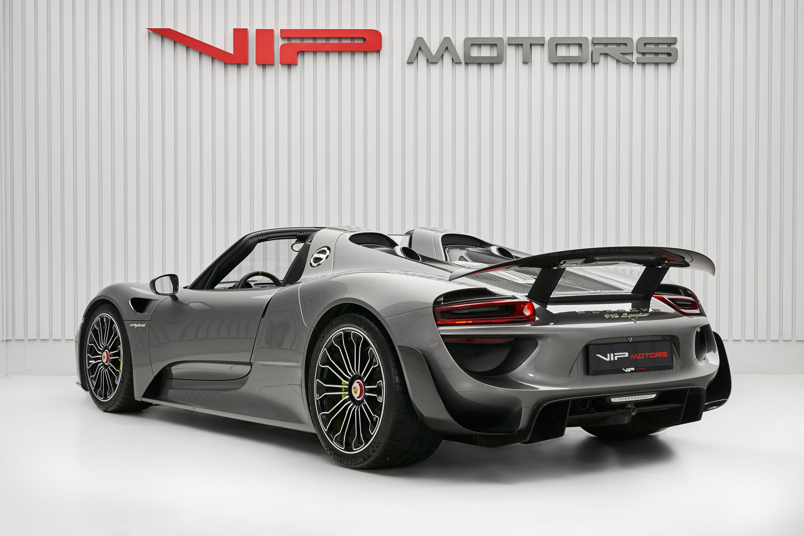 2015 Porsche 918 Spyder Weissach Package, 5/16