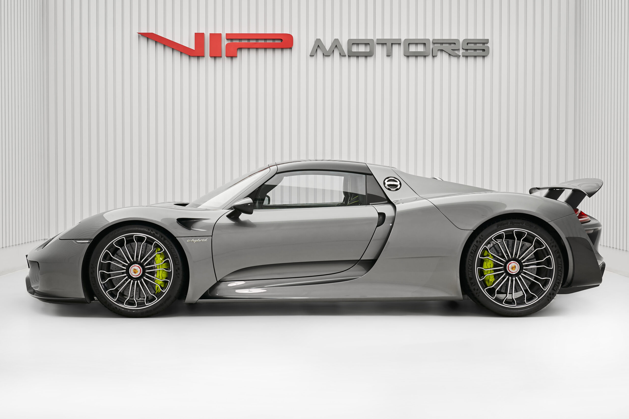2015 Porsche 918 Spyder Weissach Package, 6/16