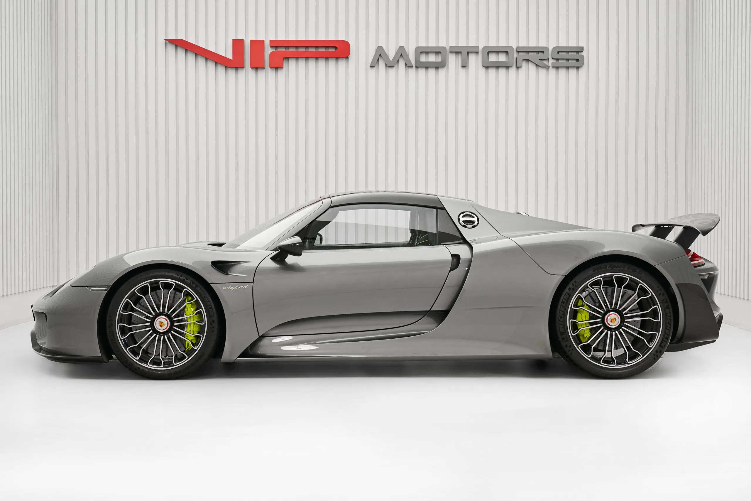 2015 Porsche 918 Spyder Weissach Package for sale, exterior