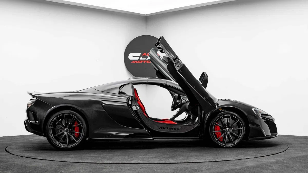 2017 McLaren 675LT Spider