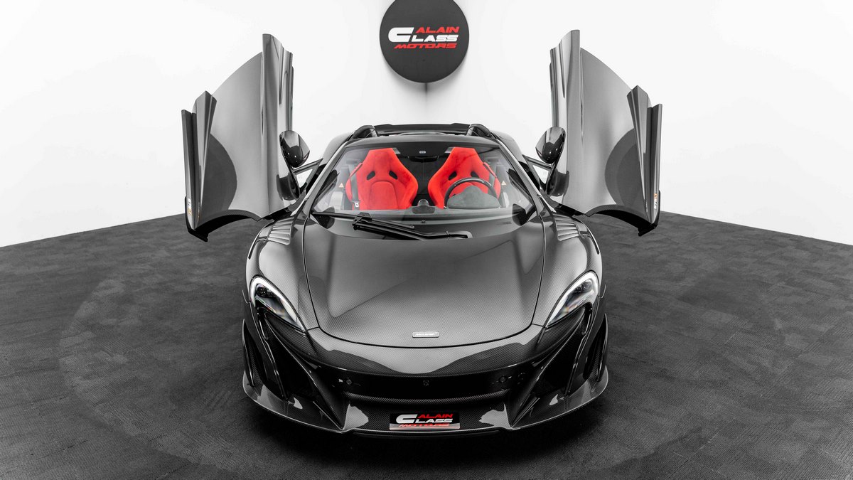 2017 McLaren 675LT Spider, 17/20