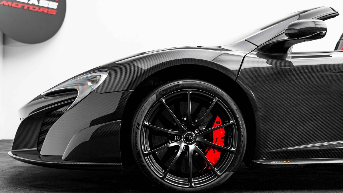 2017 McLaren 675LT Spider, 19/20