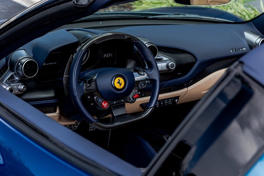 2021 Ferrari F8 Spider, 8/20