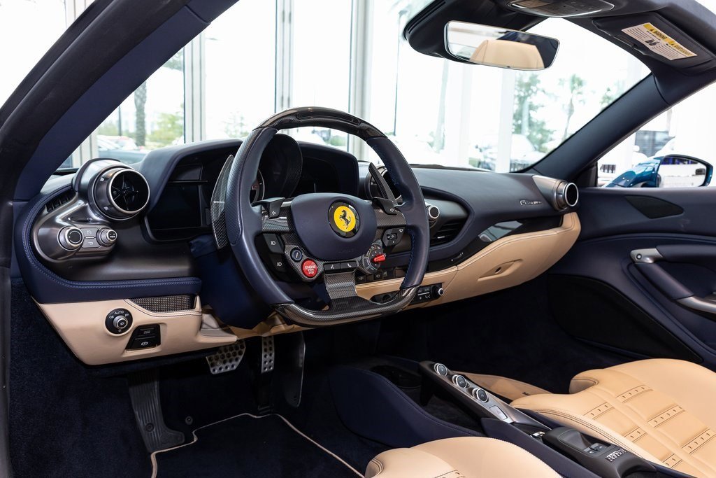 2021 Ferrari F8 Spider, 17/20