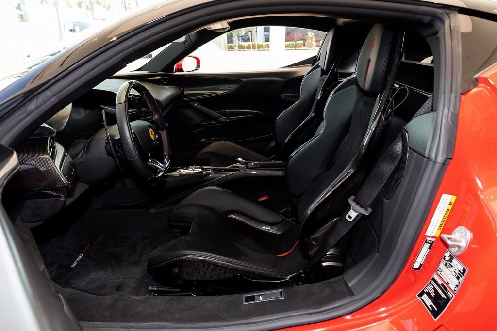 2021 Ferrari SF90 Stradale Assetto Fiorano, 16/20