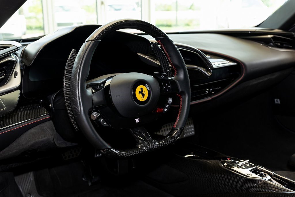 2021 Ferrari SF90 Stradale Assetto Fiorano, 18/20
