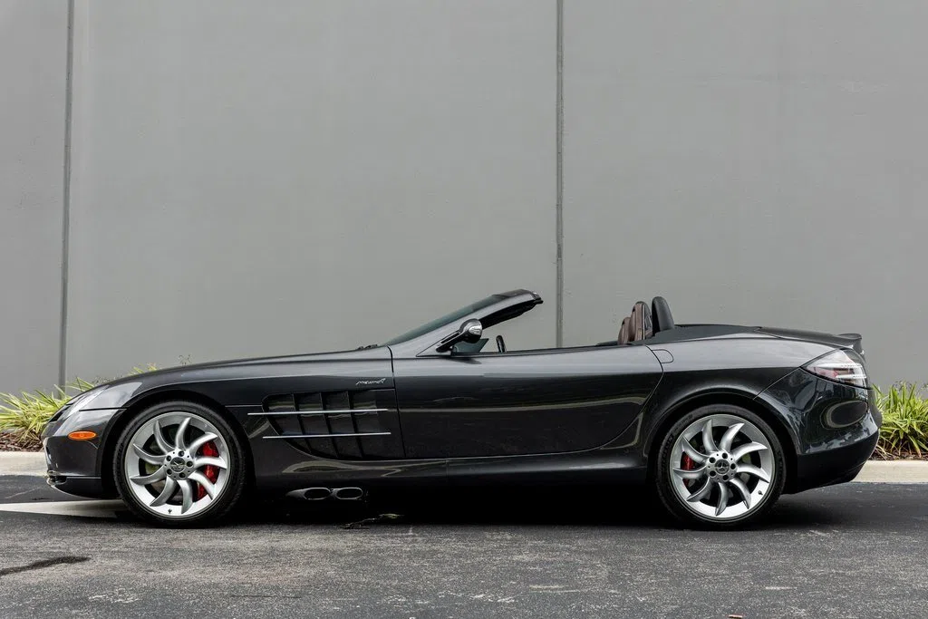 2008 Mercedes-Benz SLR McLaren, side profile, Metallic Grey