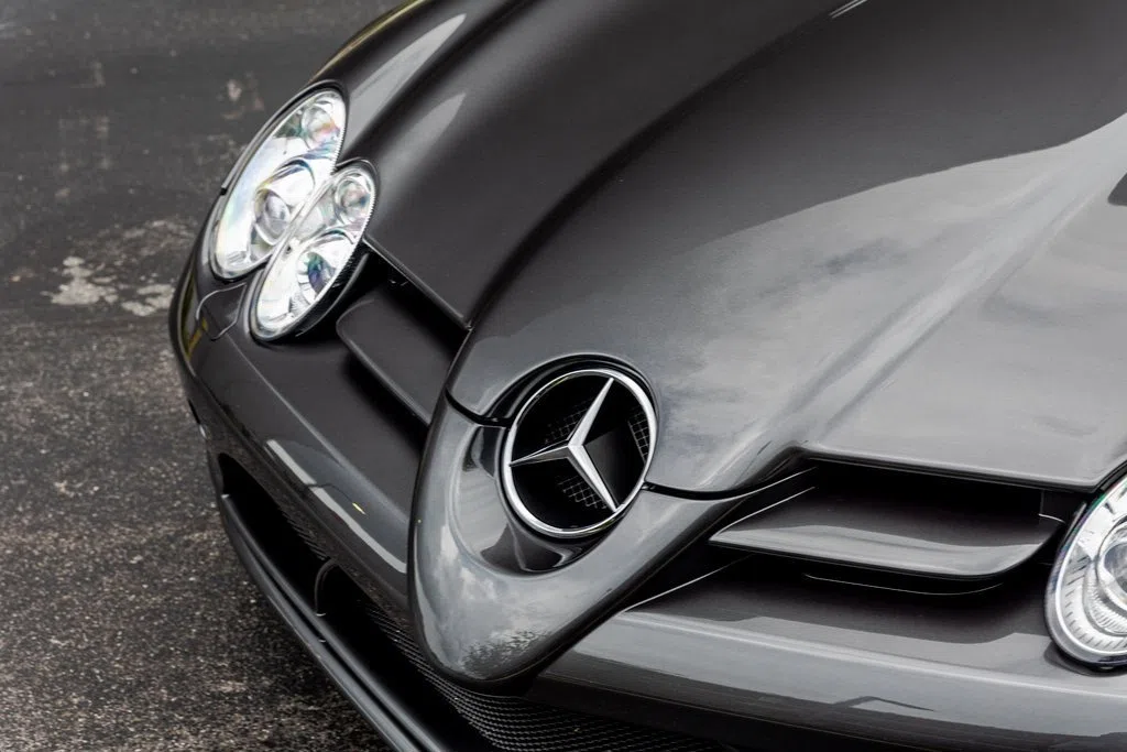 2008 Mercedes-Benz SLR McLaren for sale, exterior, Metallic Grey