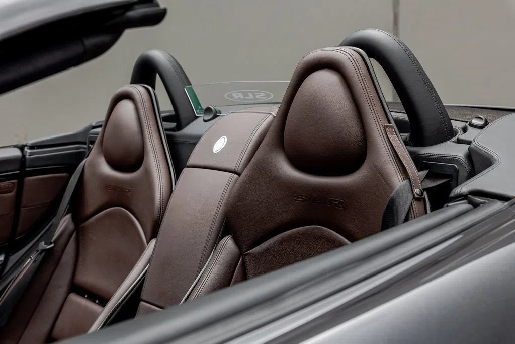 2008 Mercedes-Benz SLR McLaren interior, seats