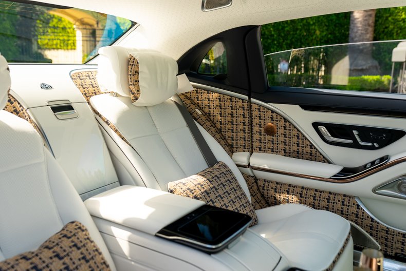 2023 Mercedes-Maybach S 680 Haute Voiture Edition, 9/20