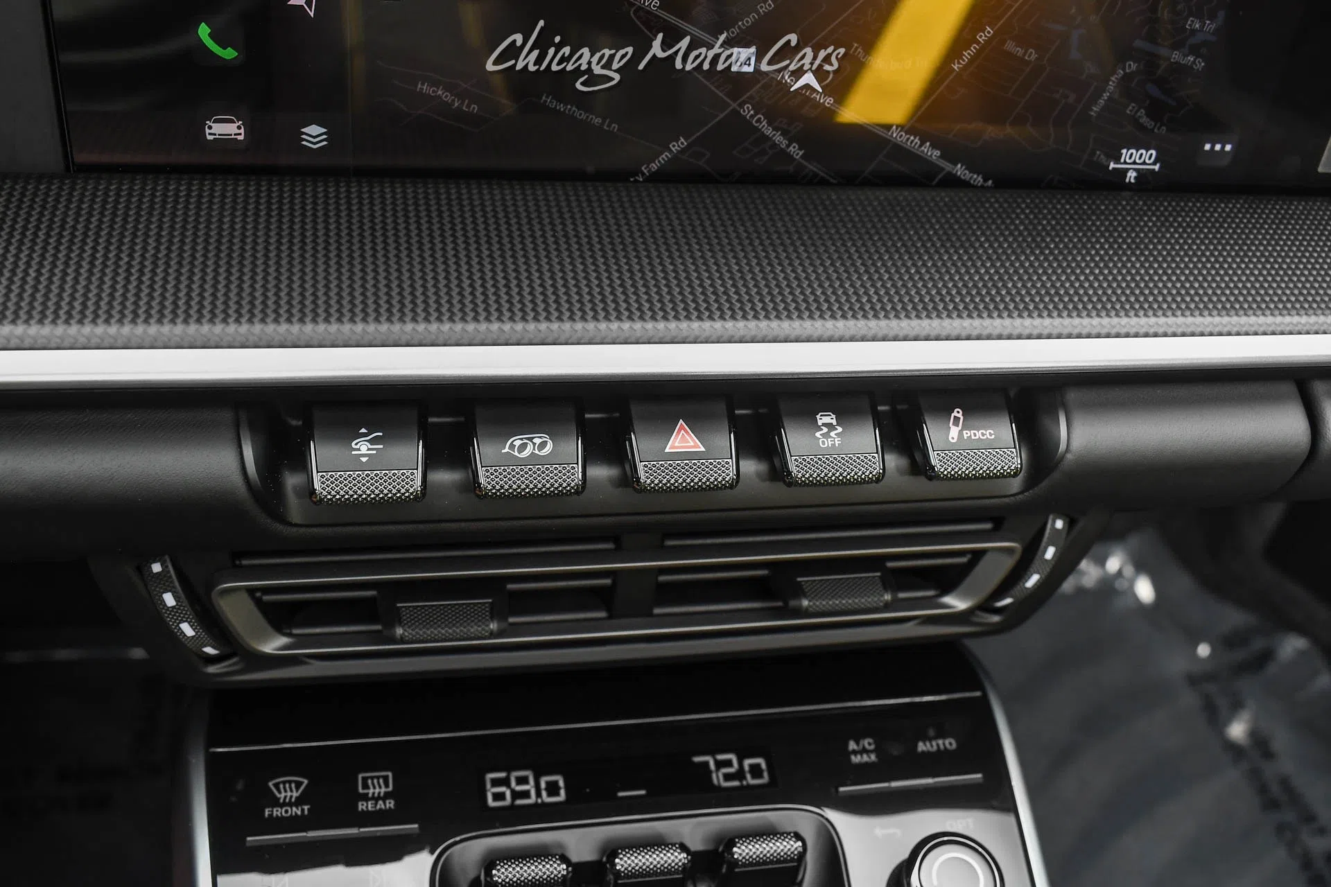 2023 Porsche 911 Turbo S Cabriolet interior, center console