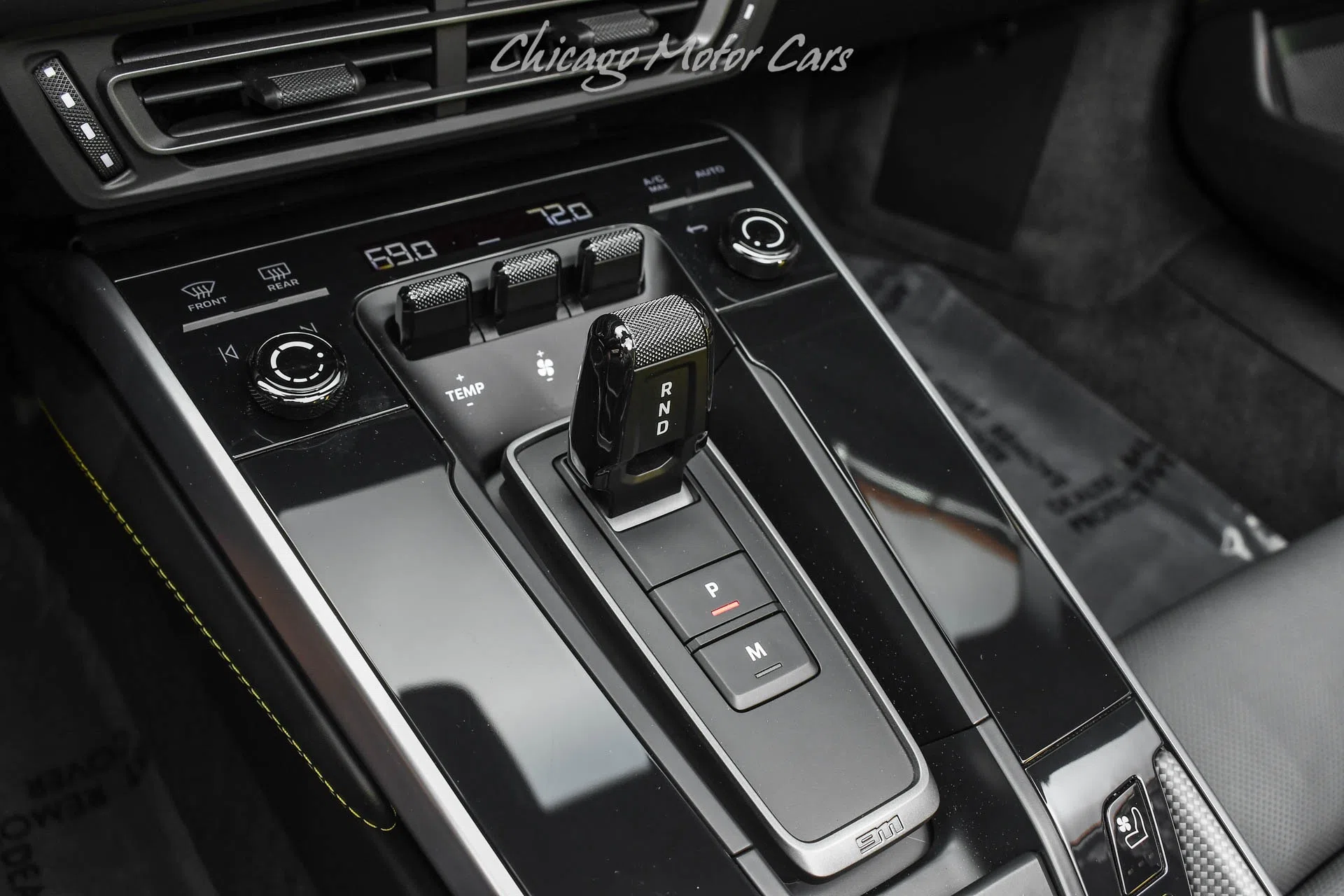 2023 Porsche 911 Turbo S Cabriolet interior, center console
