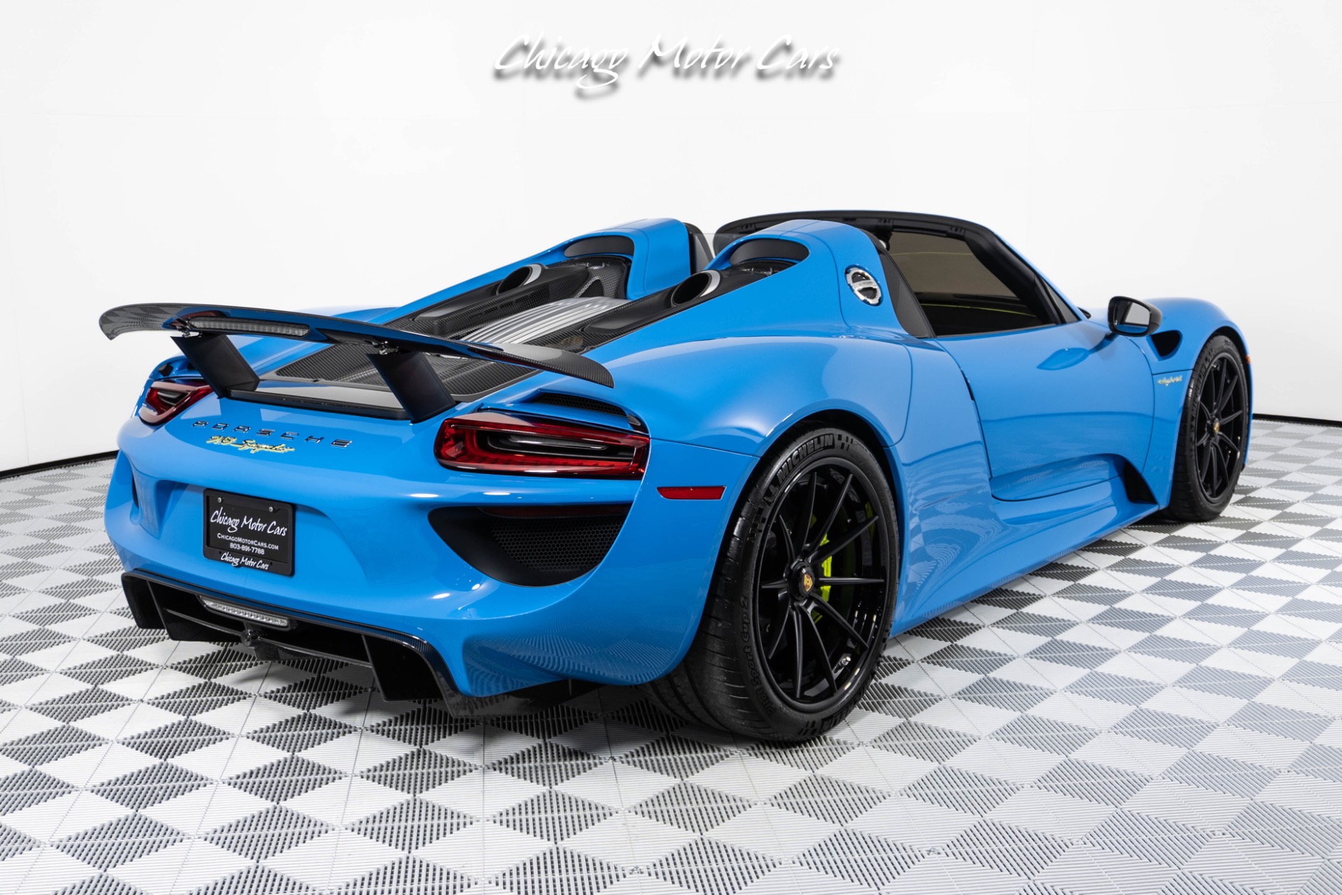 2015 Porsche 918 Spyder, 18/20