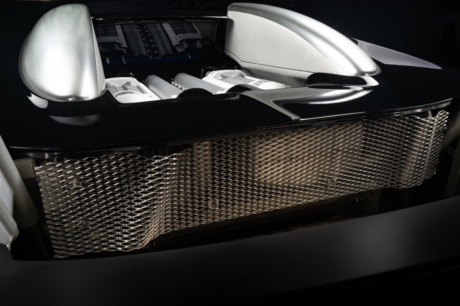 2008 Bugatti Veyron 16.4, 17/20