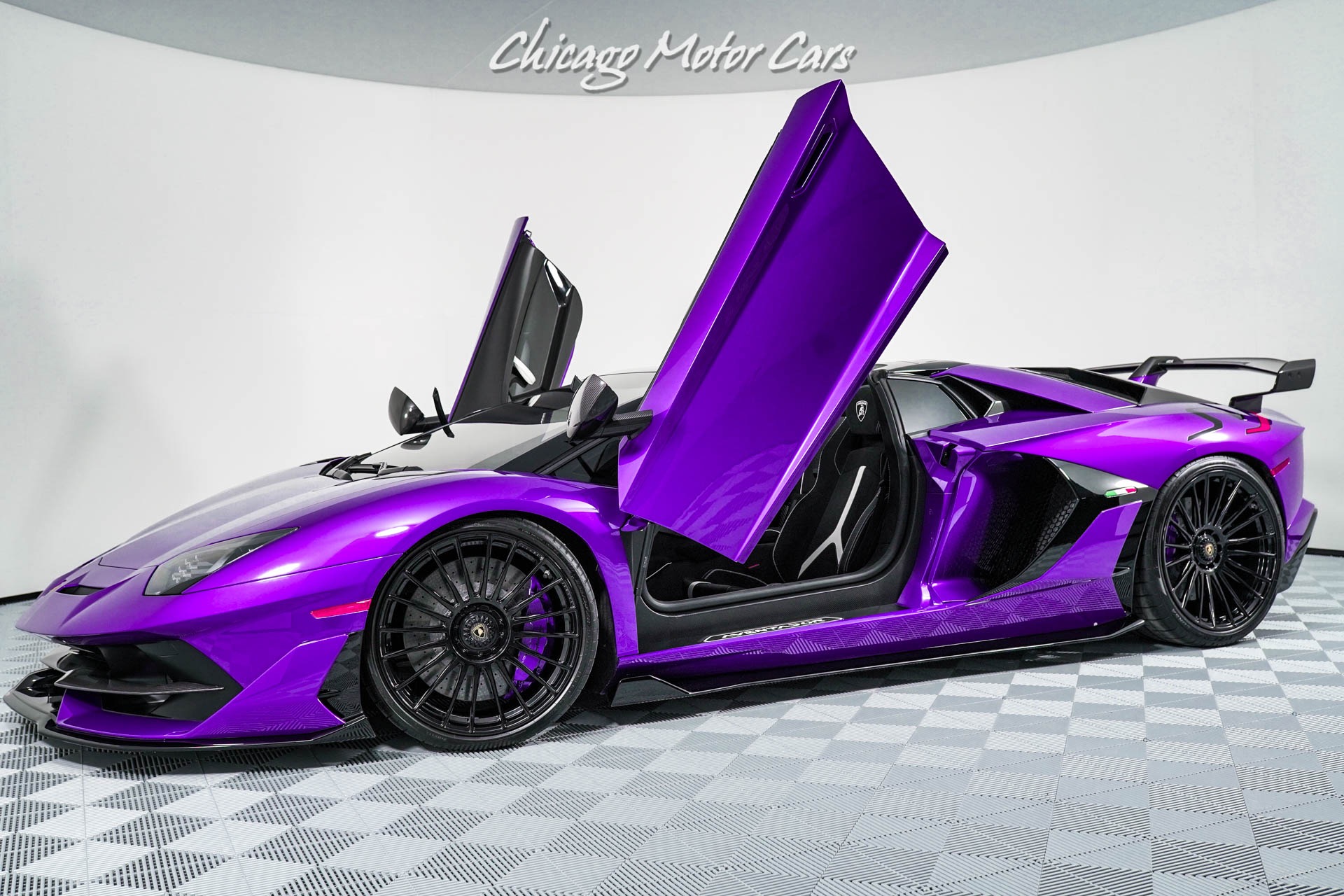 2021 Lamborghini Aventador SVJ Roadster