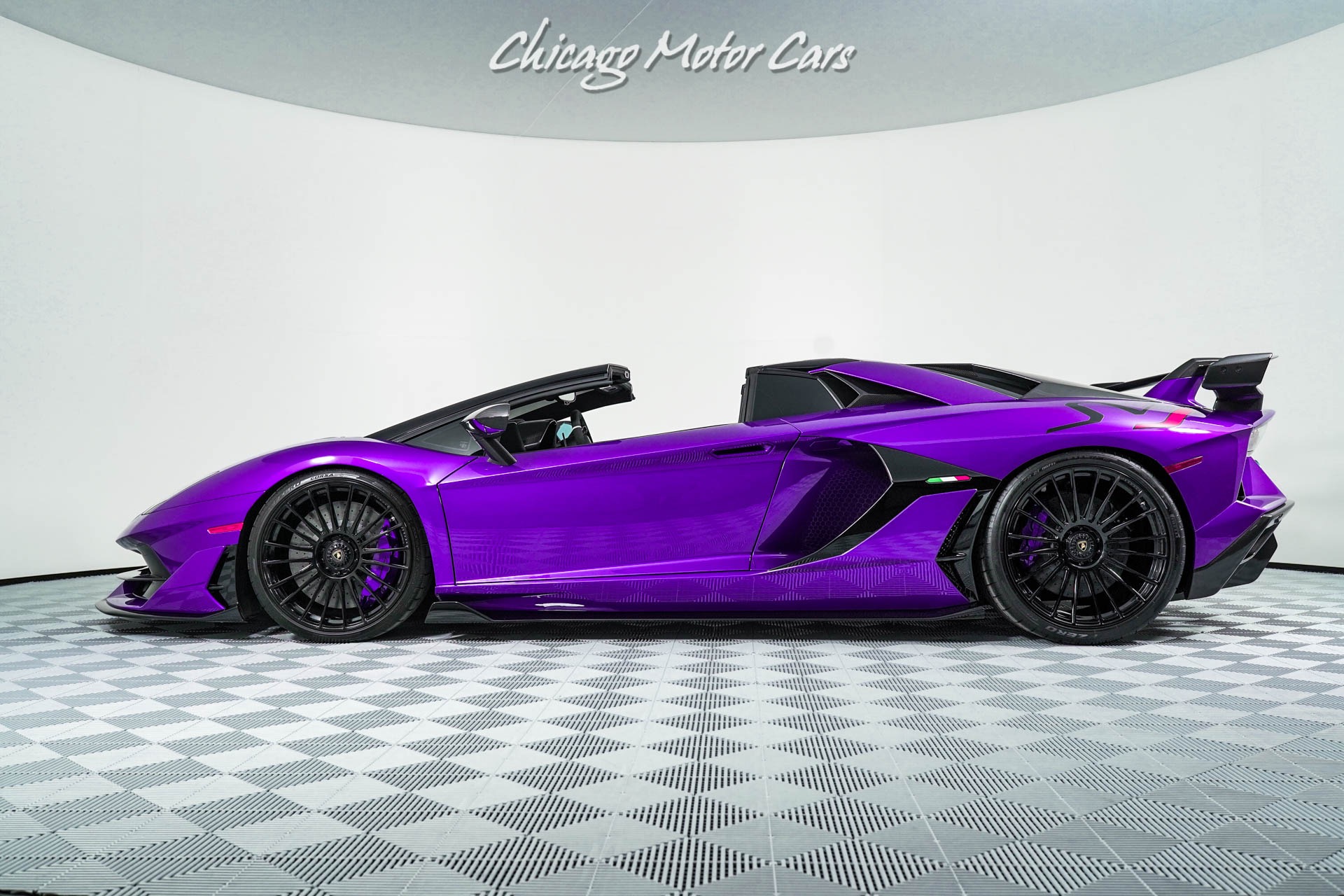 2021 Lamborghini Aventador SVJ Roadster, 8/20
