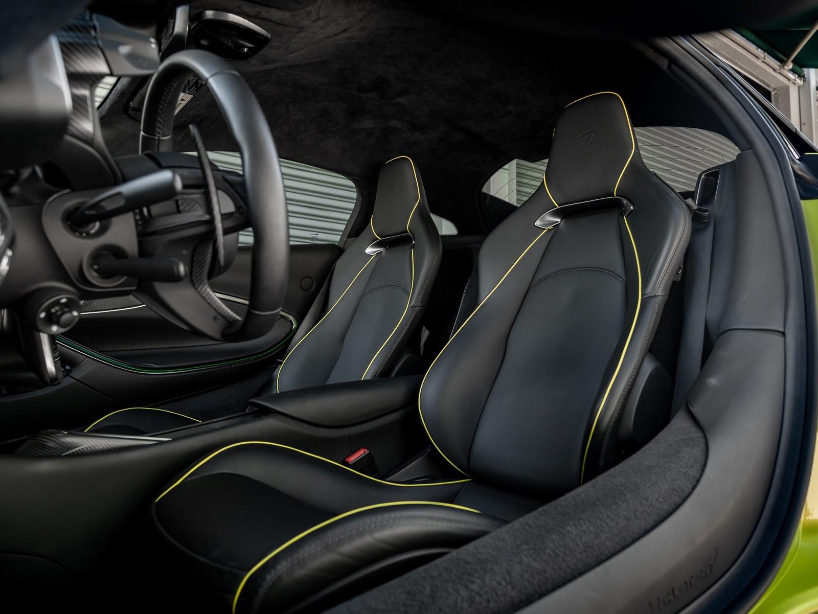 2023 McLaren Artura, 5/20