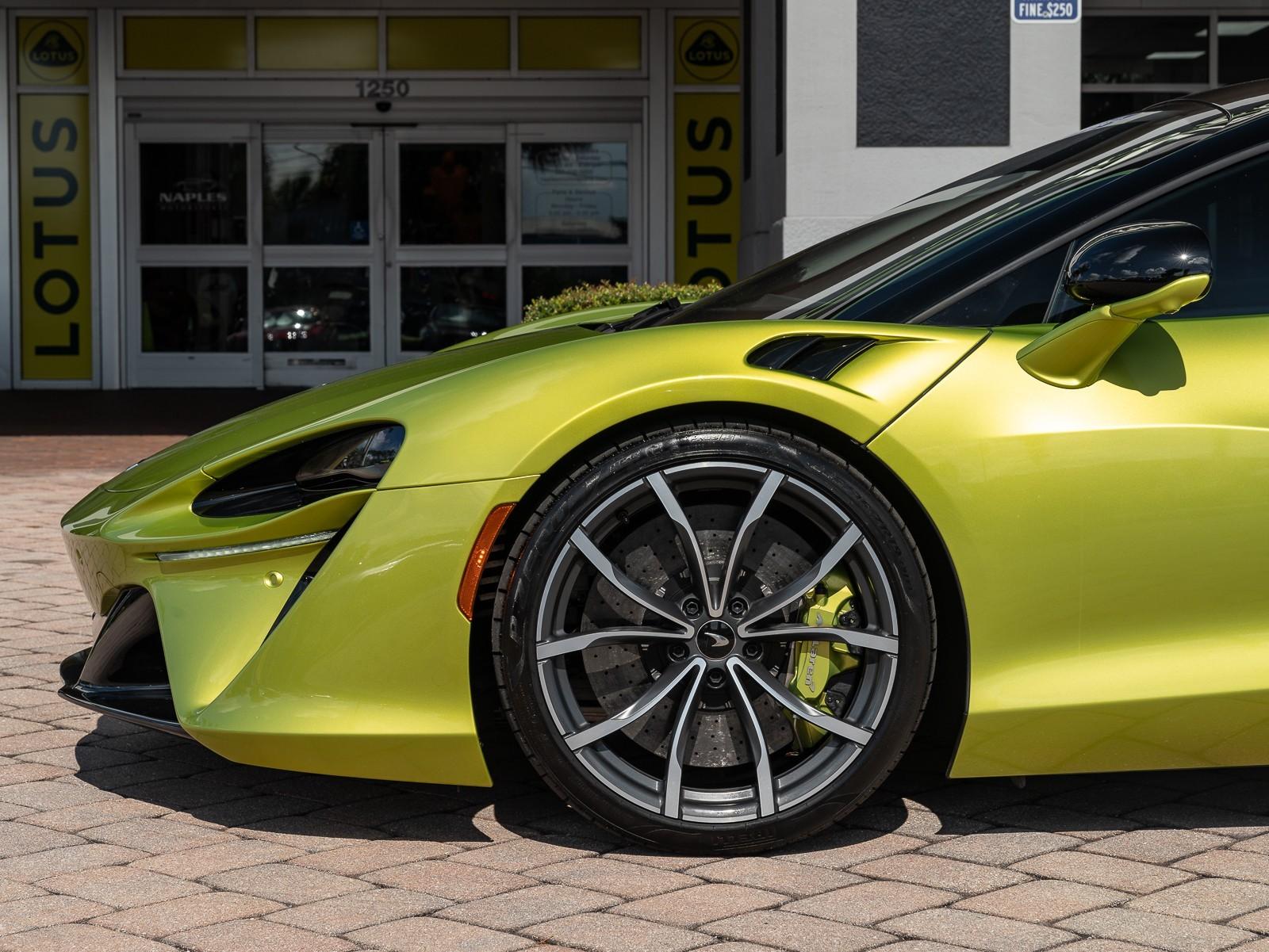 2023 McLaren Artura, 11/20