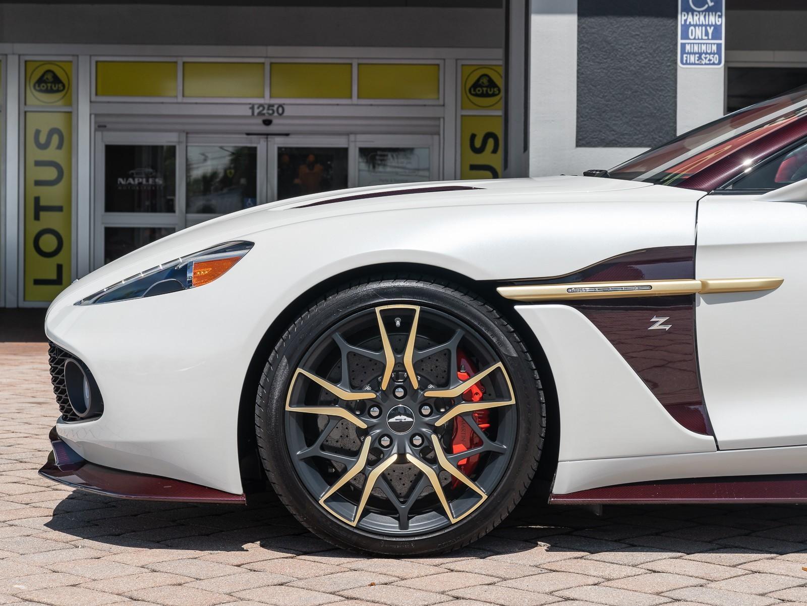 2019 Aston Martin Vanquish Zagato, 17/20