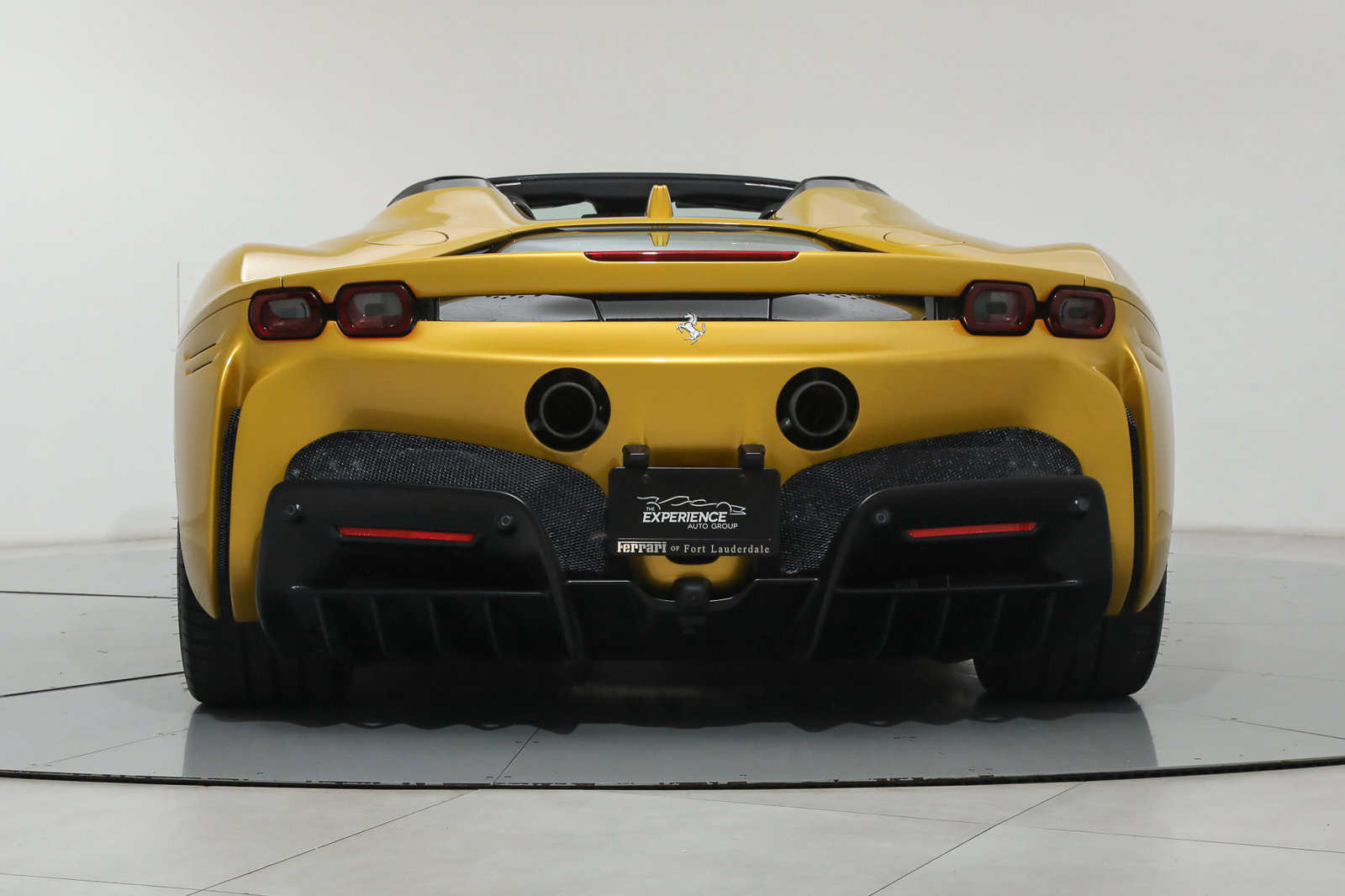2022 Ferrari SF90 Spider, 10/20