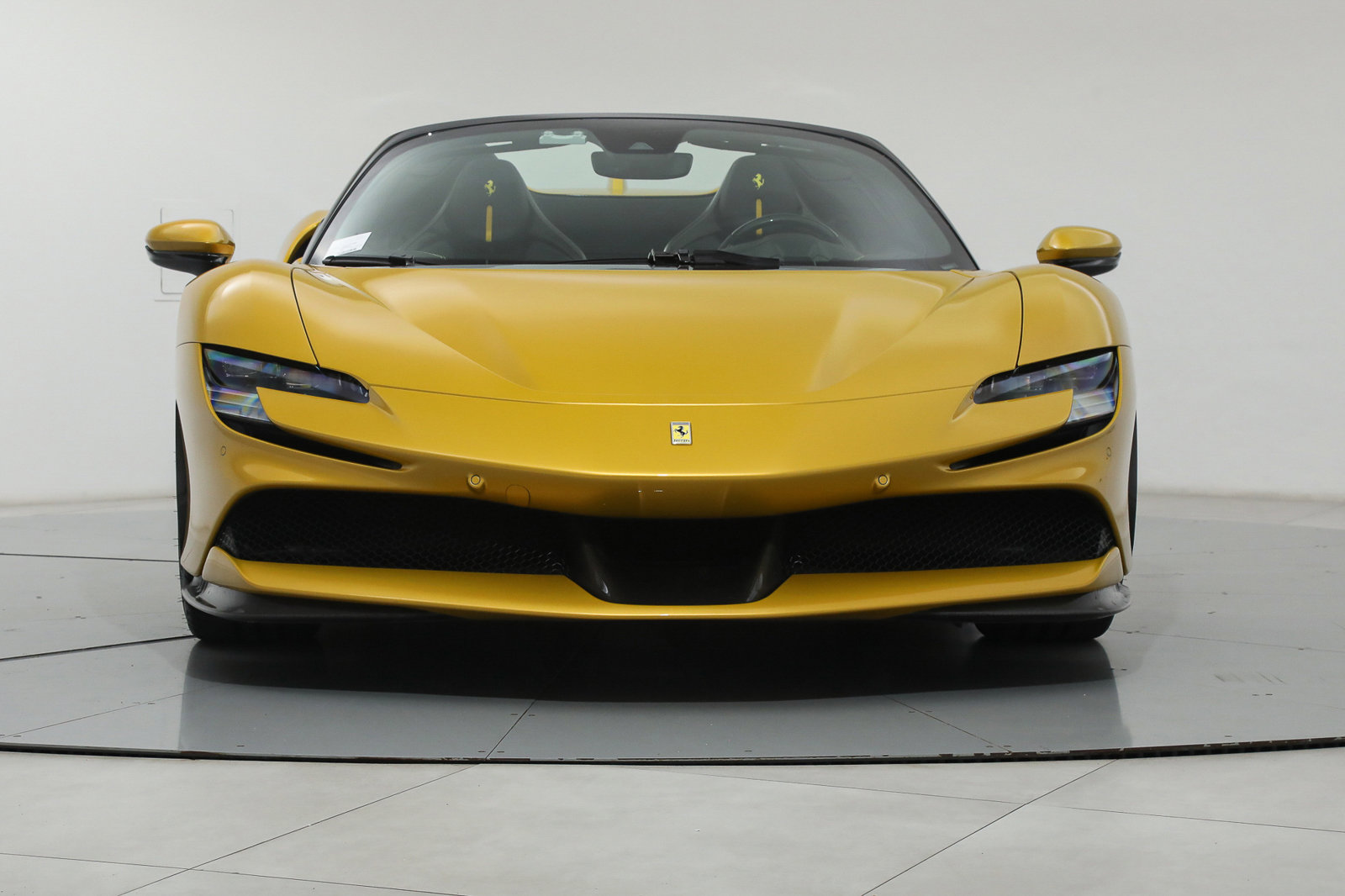 2022 Ferrari SF90 Spider, 14/20