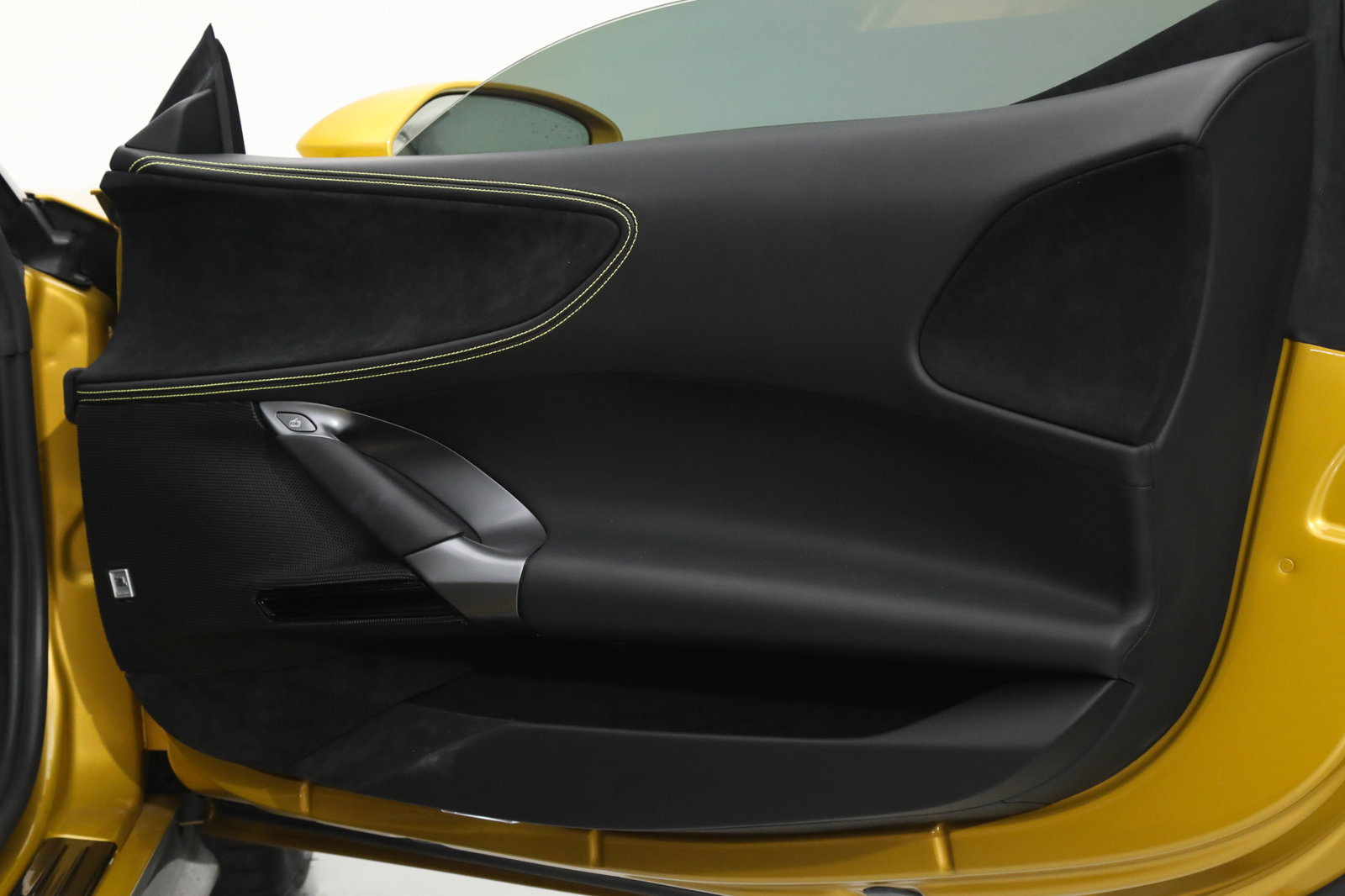 2022 Ferrari SF90 Spider, 15/20
