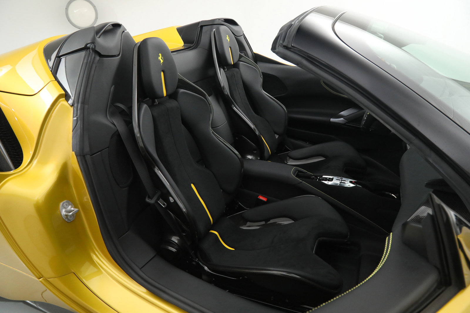 2022 Ferrari SF90 Spider, 17/20