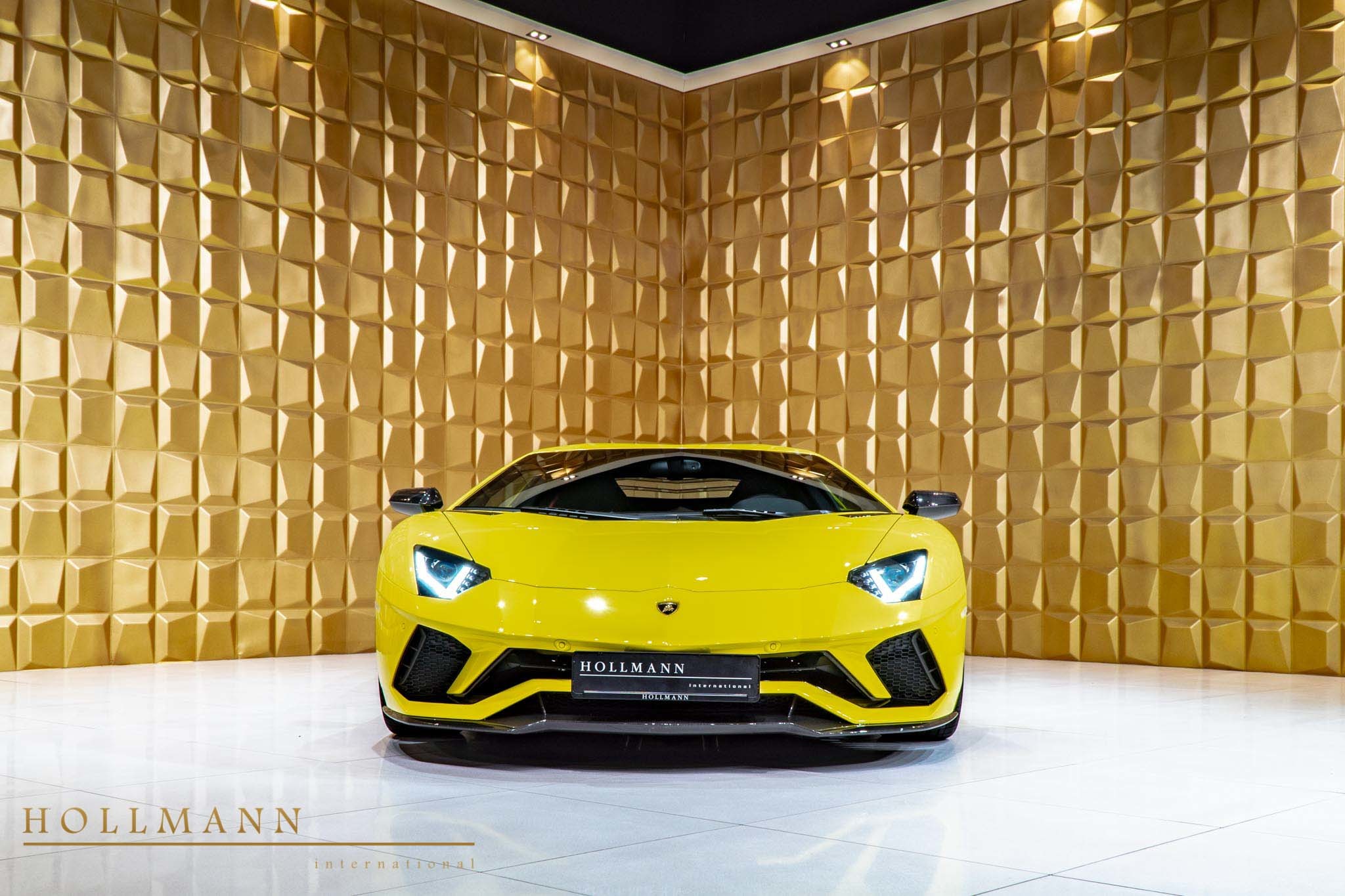 2018 Lamborghini Aventador S Coupe, 3/20