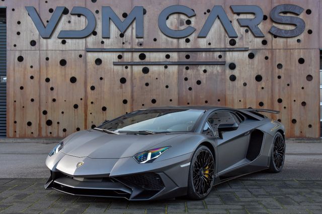 2017 Lamborghini Aventador SV LP750-4, 3/20