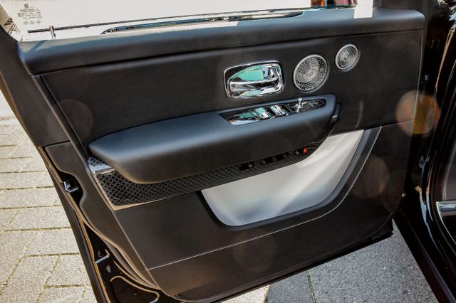 2023 Rolls-Royce Cullinan Black Badge, 14/20