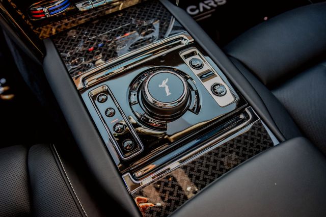 2023 Rolls-Royce Cullinan Black Badge, 17/20