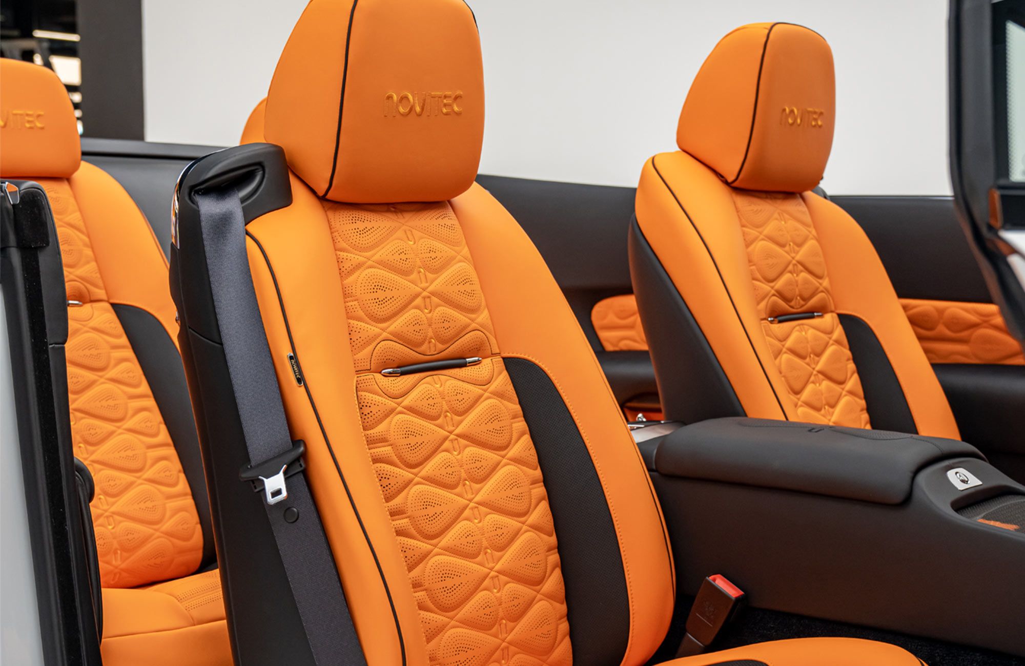 2021 Rolls-Royce Dawn Black Badge NOVITEC Limited Edition, 17/20