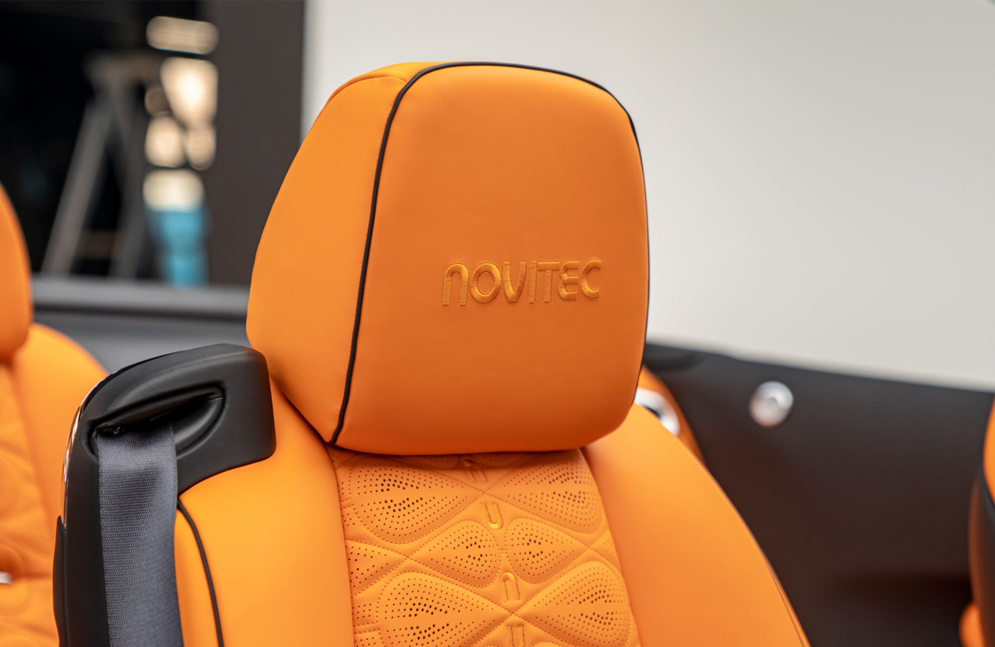 2021 Rolls-Royce Dawn Black Badge NOVITEC Limited Edition, 18/20