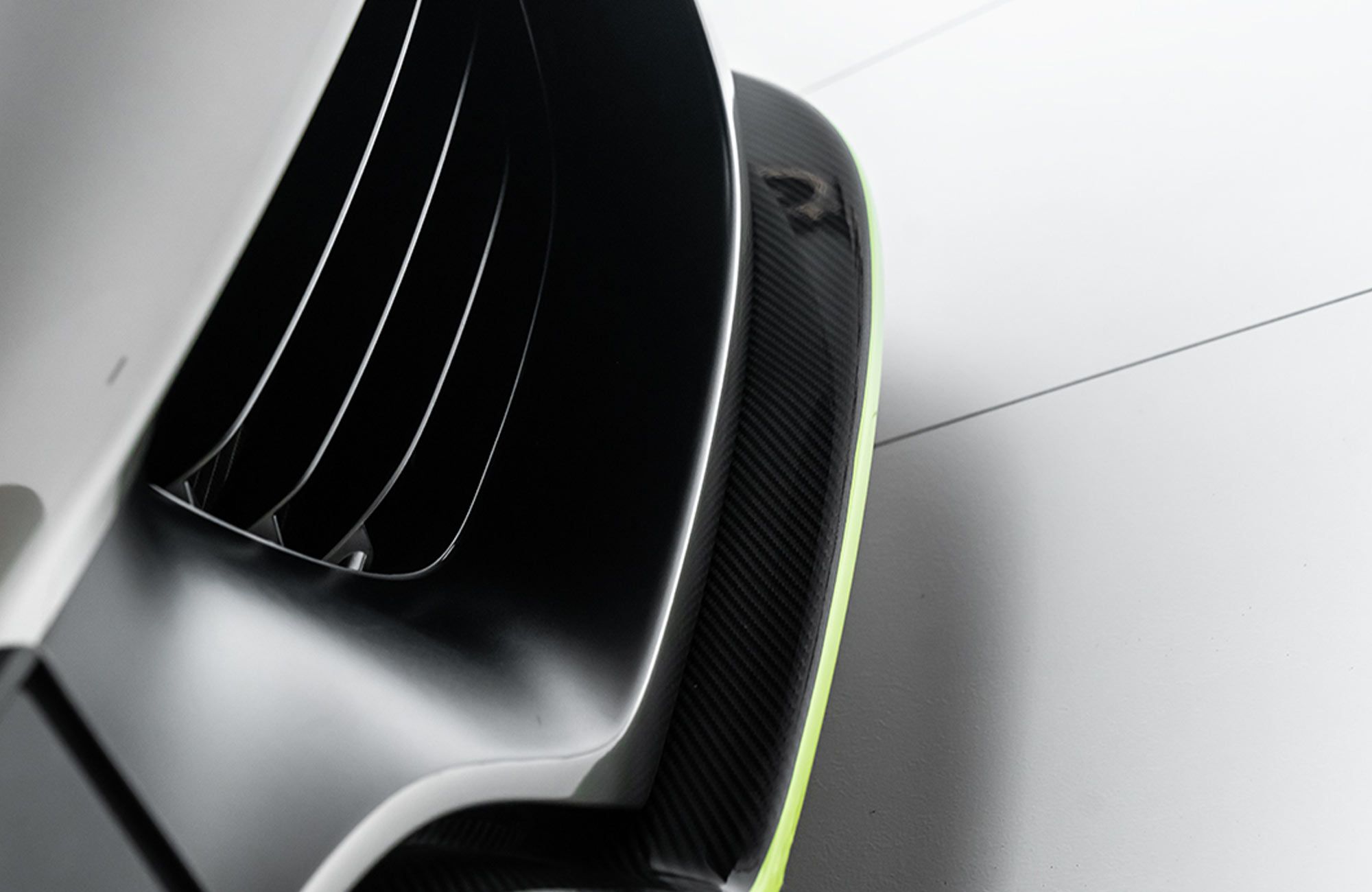 2015 Porsche 918 Spyder Pack Weissach, 5/25