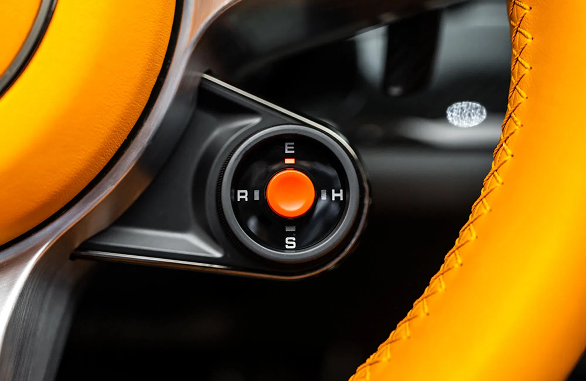 2015 Porsche 918 Spyder Pack Weissach interior