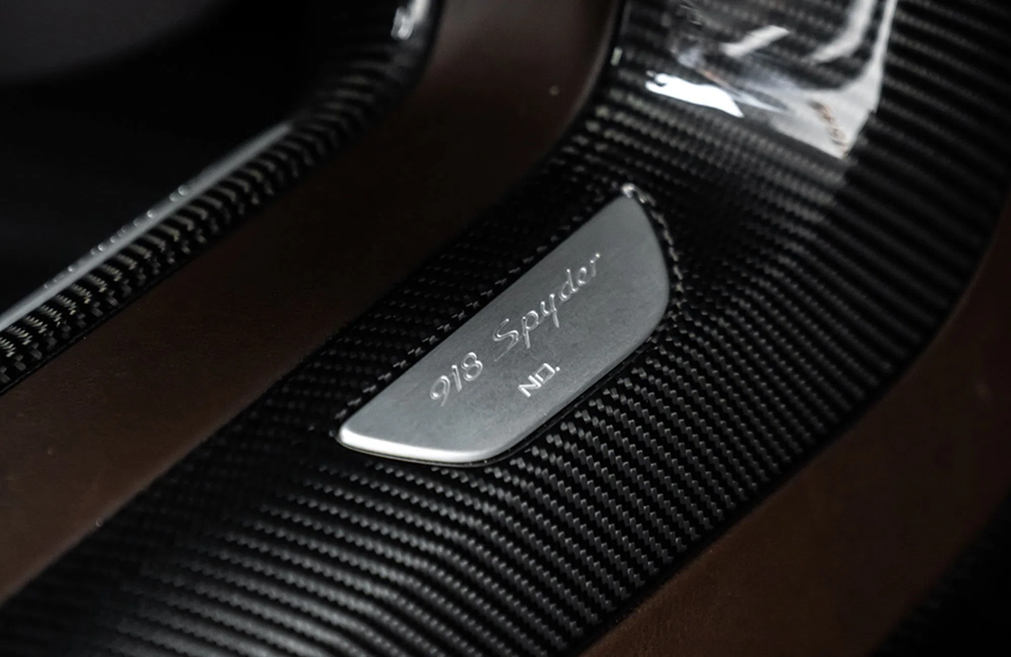 2015 Porsche 918 Spyder Pack Weissach interior, center console