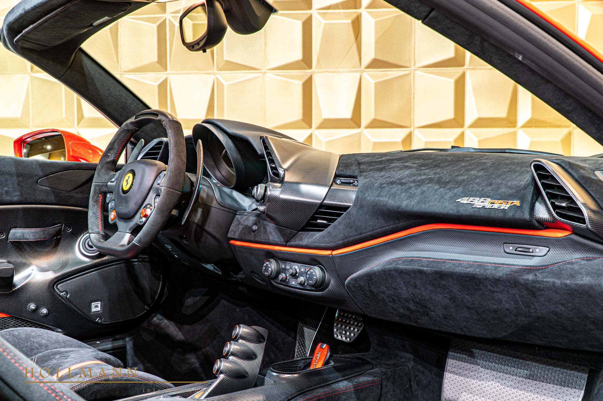 2023 Ferrari 488 Pista Spider, 16/20