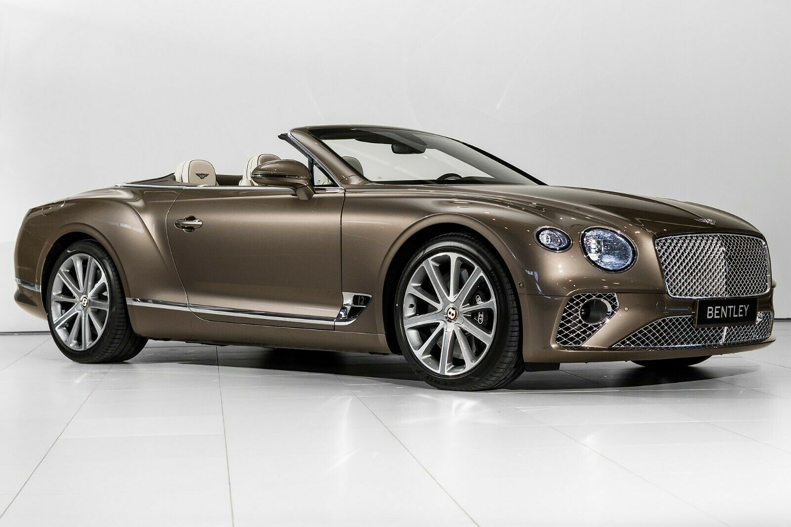 2019 Bentley Continental GTC W12, 3/15