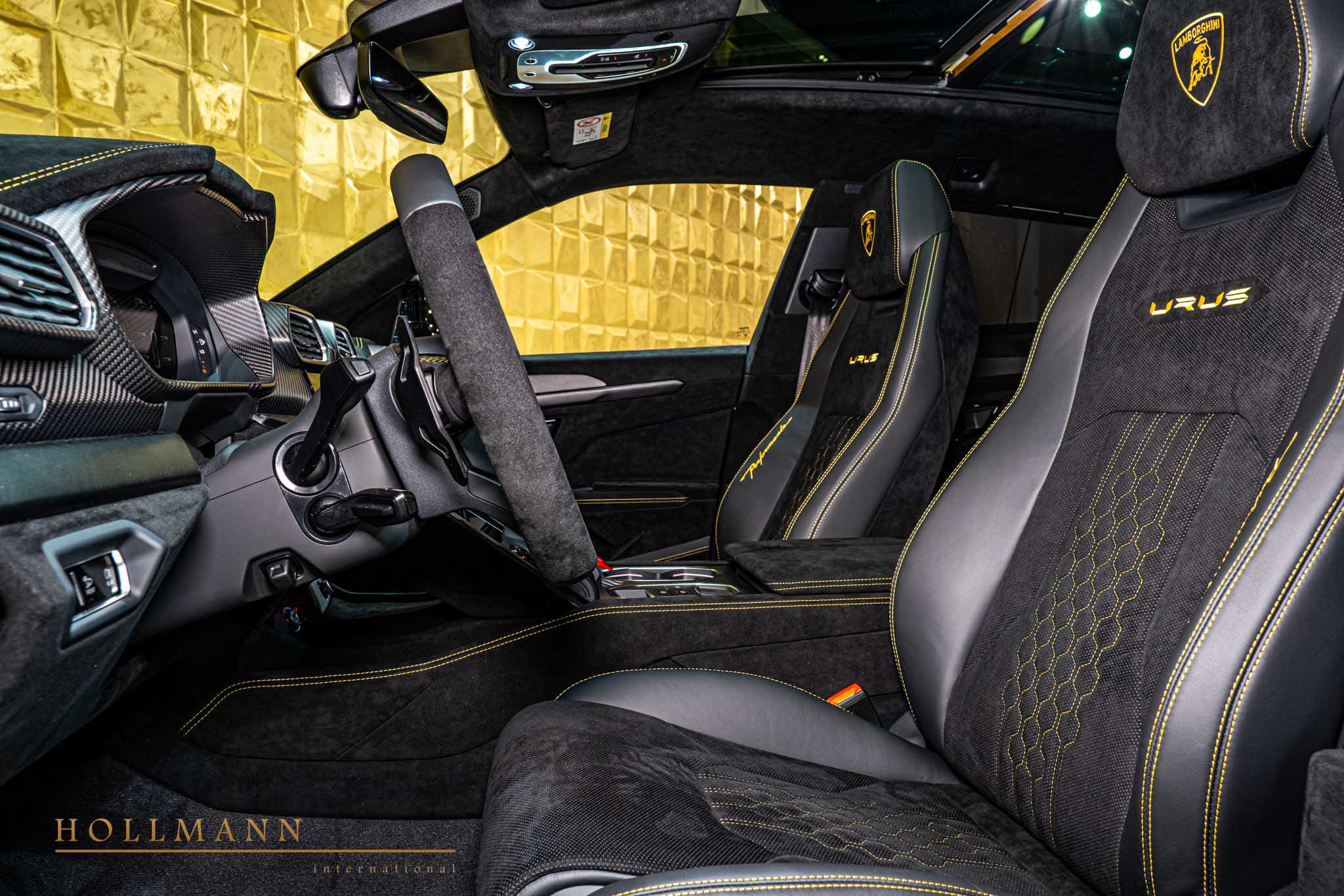 2023 Lamborghini Urus Performante, 16/20