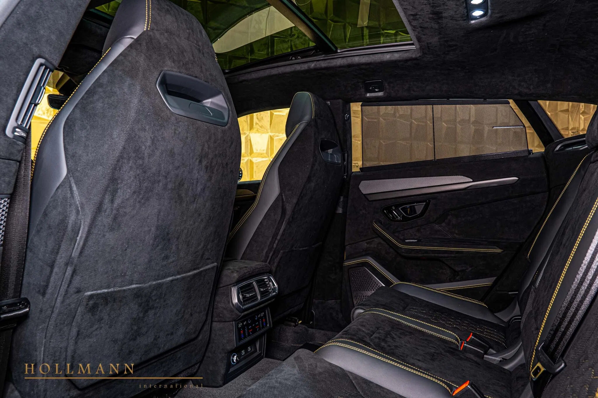 2023 Lamborghini Urus Performante interior, seats