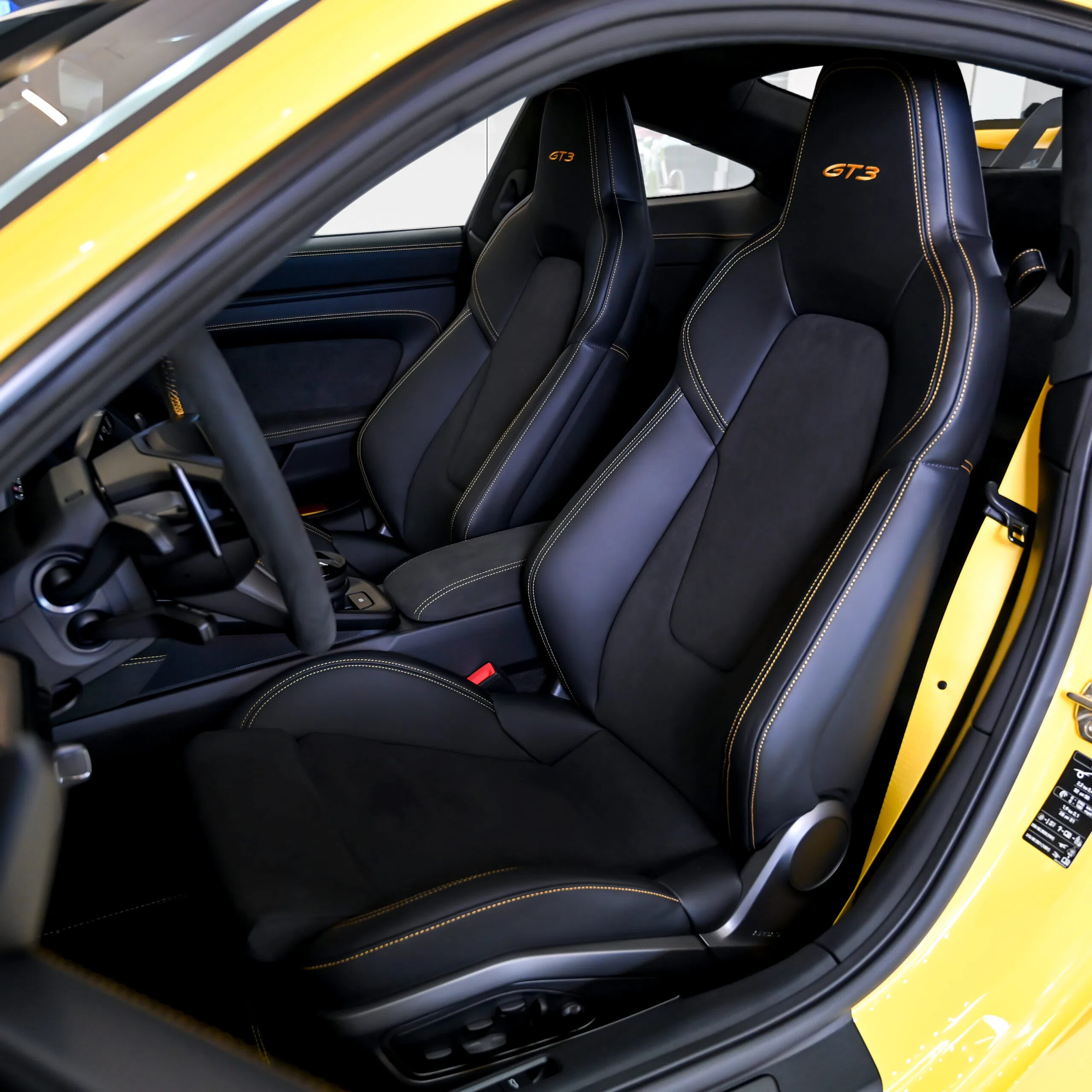 2023 Porsche 911 GT3 interior, seats