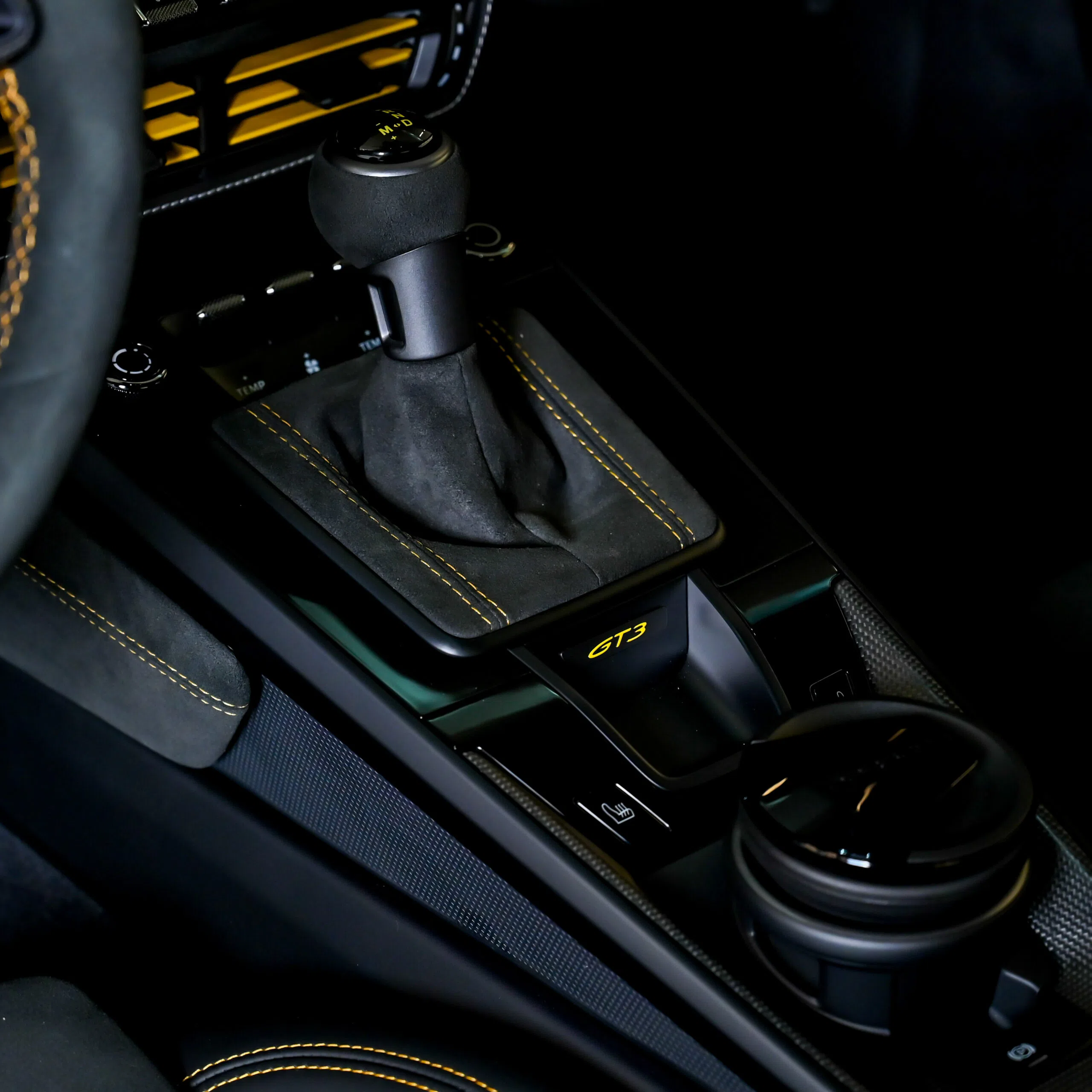 2023 Porsche 911 GT3 interior, center console