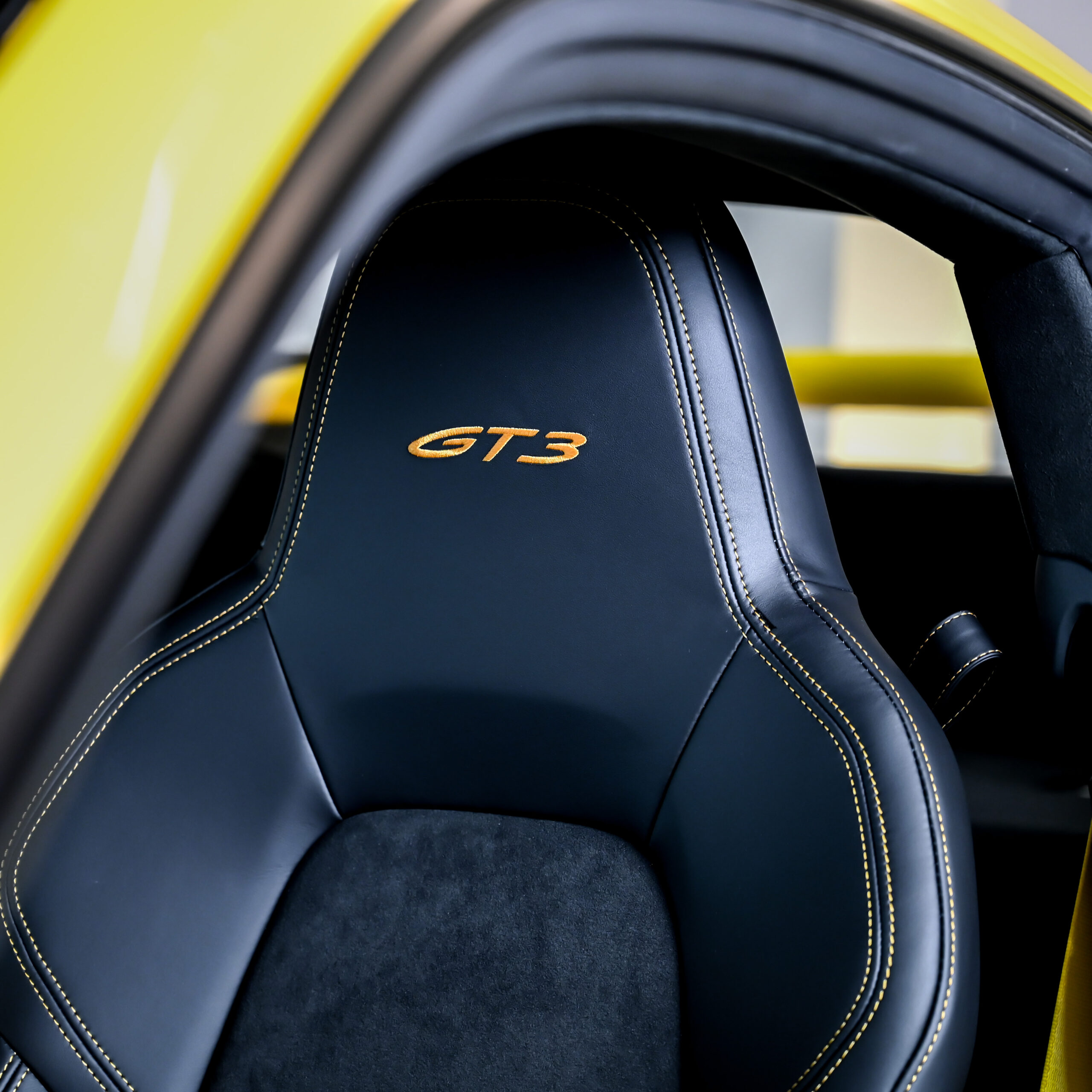 2023 Porsche 911 GT3, 16/17